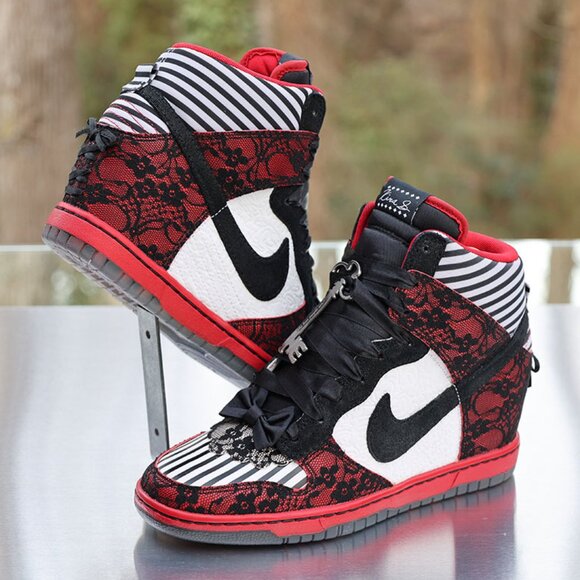 Nike Dunk Sky Hi Doernbecher - Picture 4 of 16